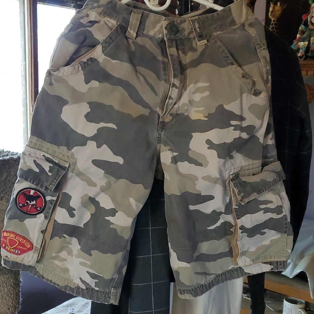 JNCO Camouflage Cargo Shorts